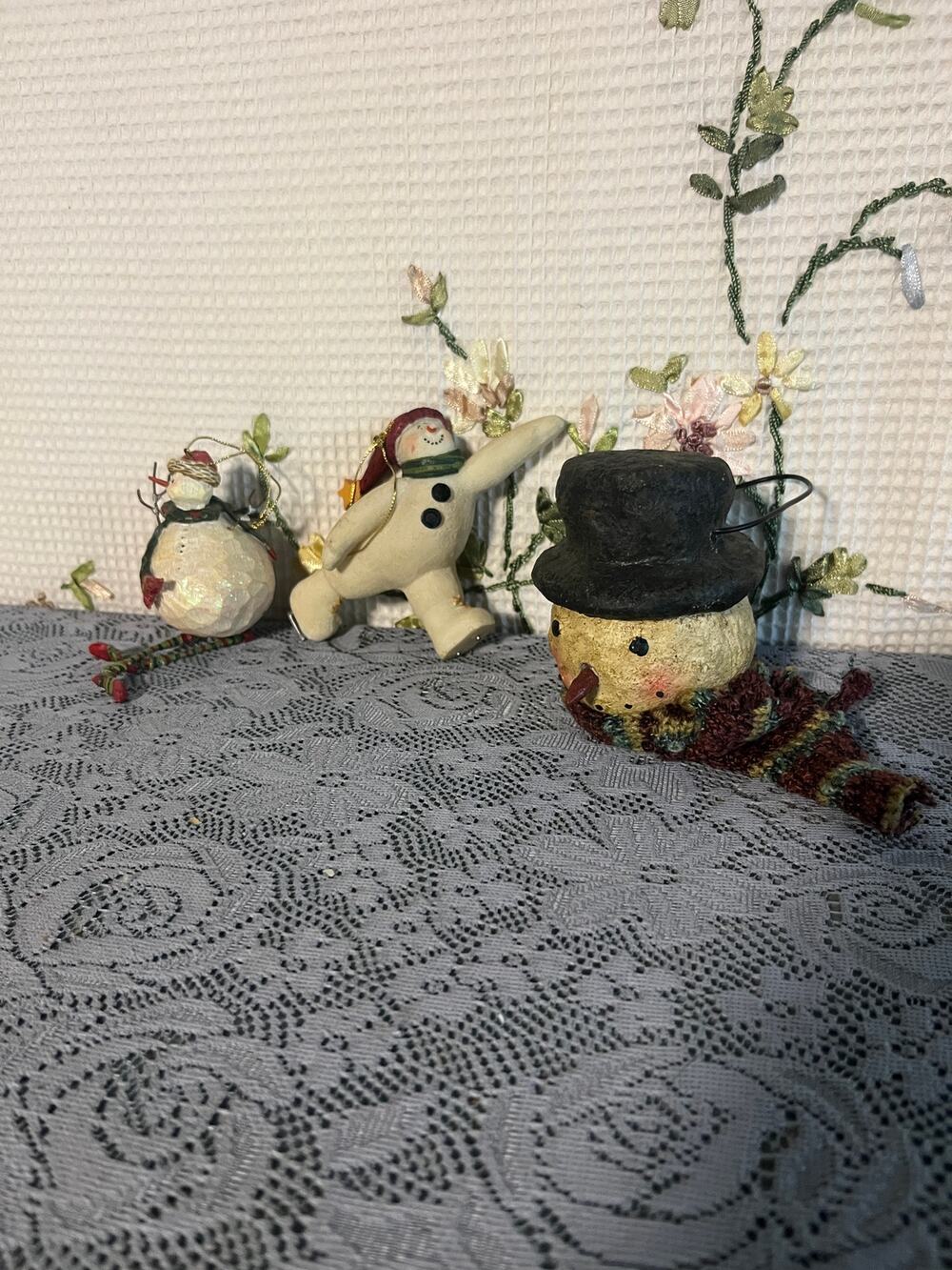 Folk Art Snowman Christmas Ornament Lot of 3 Resin Primitive Top Hat Dangle Legs
